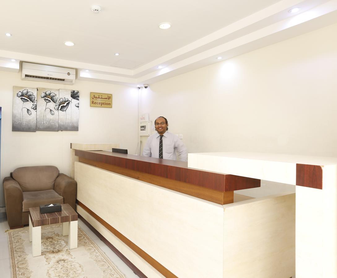 El Tawfiq Furnished Suites Malaz Riaad Buitenkant foto